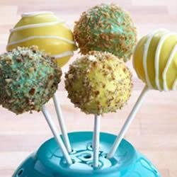 Cake Pops by Duncan Hines(R)