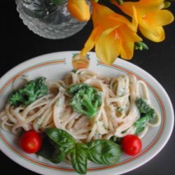 Broccoli Alfredo Pasta