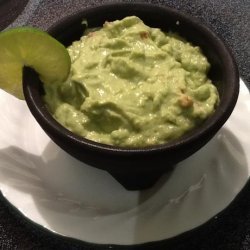 The World's Smoothest Guacamole With Sour Cream