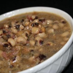 Spicy Ham Hocks and Black-Eyed Peas