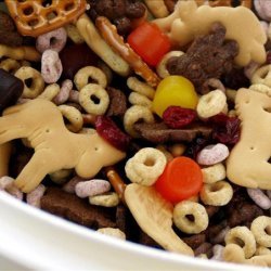 Jungle Gems Snack Mix