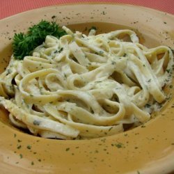 Creamy Baked Asiago-Gouda Fettuccine