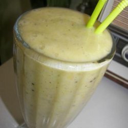 Kiwi-Peach Smoothie