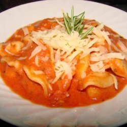 Tortellini Rosé (Tortellini With Tomato Cream Sauce)