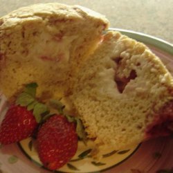 Strawberry Cheesecake Muffins