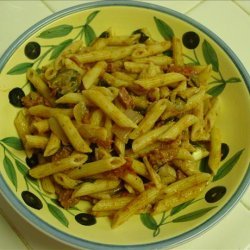 Penne Pasta With Tomatoes, Herbs and Blue Cheese