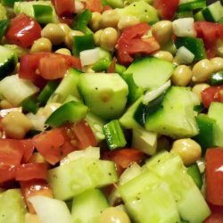 Israeli Chickpea Salad