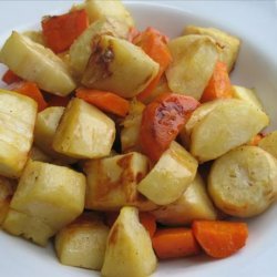 Honey and Balsamic Oven-Roasted Carrots and Parsnips