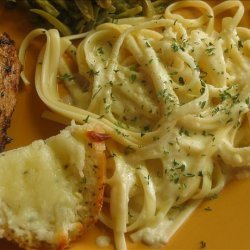 Easy Microwave Alfredo Sauce