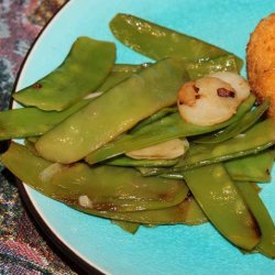 Snow Peas With Water Chestnuts