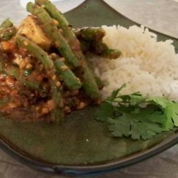 Green Beans & Tofu With Crunchy Thai Peanut Sauce