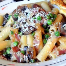 Ziti with Mushrooms, Pancetta & Peas