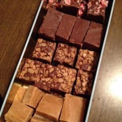 Easy No-Fail Chocolate Fudge (No Thermometer)