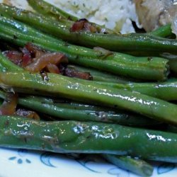 Green Beans With Shallots, Lemon, and Thyme