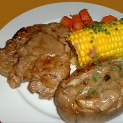 Tasty Apple Pork Chops & Potatoes