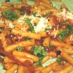 Rigatoni Con Le Cipolle (Pasta With Onion)