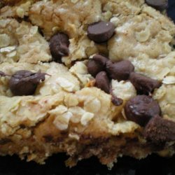 Golden Graham Chocolate Chip Bars