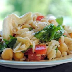 Greek Orzo Salad With Chickpeas & Artichoke Hearts