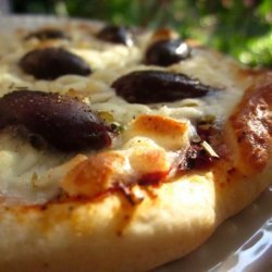 Lebanese Olive Pizza