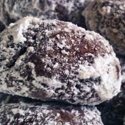 Chocolate Mexican Wedding Cookies