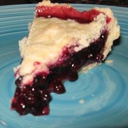 Auntie's Wild Huckleberry Pie