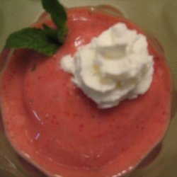 Chilled Strawberry Romance: the Soup       (Low Fat)