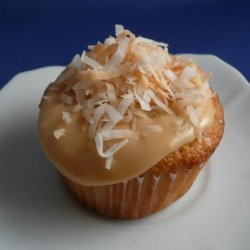 Tres Leches Coconut Cupcakes With Dulce De Leche Buttercream