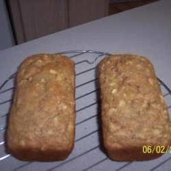 Cinnamon Applesauce Bread