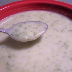 Creamy Broccoli Cauliflower Soup With Blue Cheese