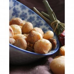 Chile Roasted Macadamia Nuts