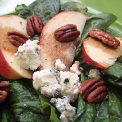 Bleu Cheese and Roasted Pecan Salad