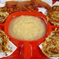 Rievkooche or Reibekuchen (Cologne Style Potato Pancakes)