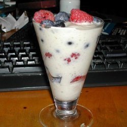 Berries With Banana Cream (Fat Free)