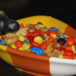 Candy Corn Snack Mix