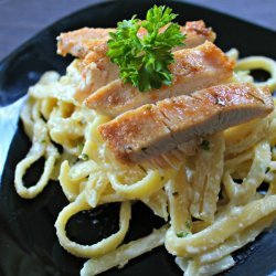 Easy Fettuccine Alfredo With Chicken