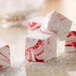 Easy Peppermint Marshmallows