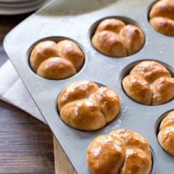 60 Minute Dinner Rolls