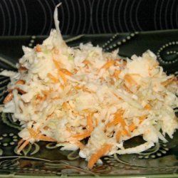 Easy and Delicious Coleslaw