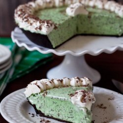 Mint Chocolate Chip Ice Cream Pie