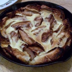 Johnny Jalapeno's Cast-Iron Apple Pancake