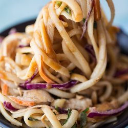 Chicken and Noodles With Peanut Sauce