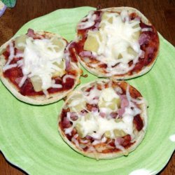 Ham & Pineapple Pizza Muffins
