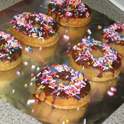 Easy Bakery-Style Doughnut Topping Glaze