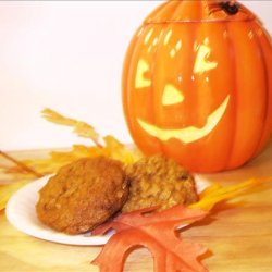 Chewy Oatmeal Raisin Cookies