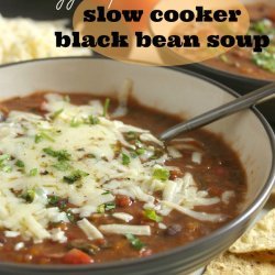 Slow Cooker Veggie Soup