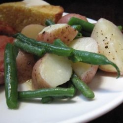 Baby Potatoes and Green Beans (Meatless)