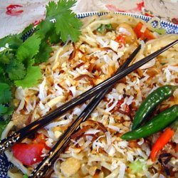 Thai Coconut Rice Noodles With Chicken