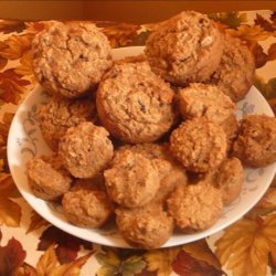 Applesauce Date Muffins