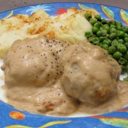 Hamburger Patties Smothered in Gravy