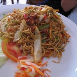 Vegetarian Mi Goreng (Indonesian Fried Noodles)